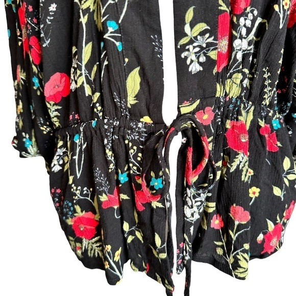 EXPRESS BLACK FLORAL CRINKLE GAUZE CINCH DRAWSTRING OPEN FRONT KIMONO TOP M - Picture 5 of 17